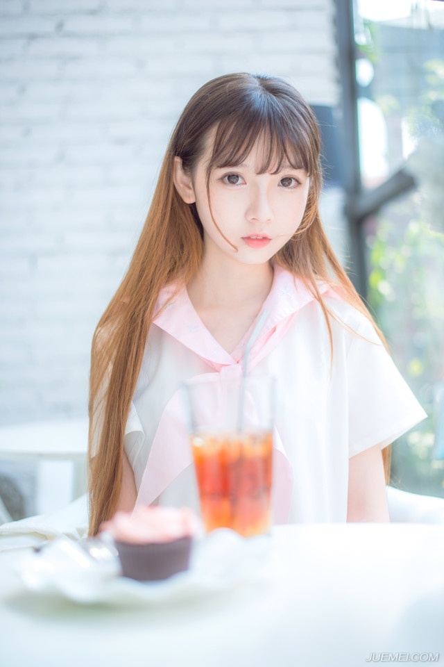 “咻咻咻~”